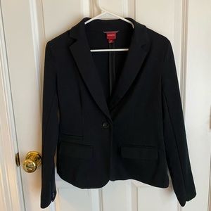 Neat black blazer